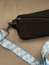 Load image into Gallery viewer, Blue Daisy Bag Strap