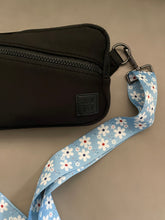 Load image into Gallery viewer, Blue Daisy Bag Strap