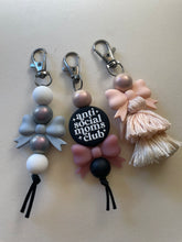 Load image into Gallery viewer, Grey Bow Beaded Keychain